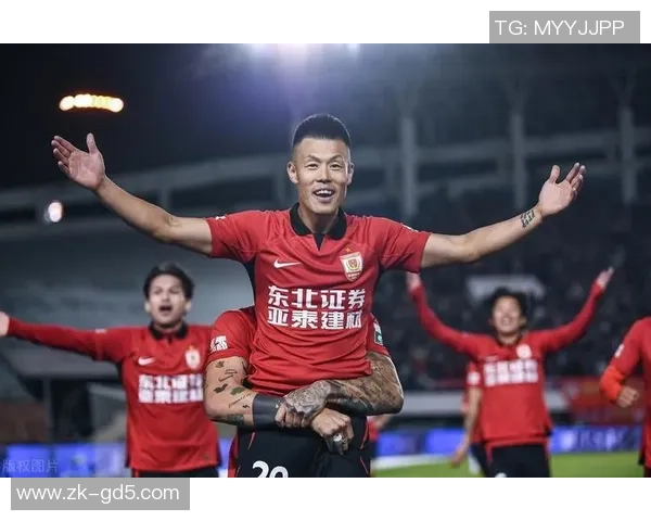 申花与亚泰对决主裁判表现分析及比赛影响探讨